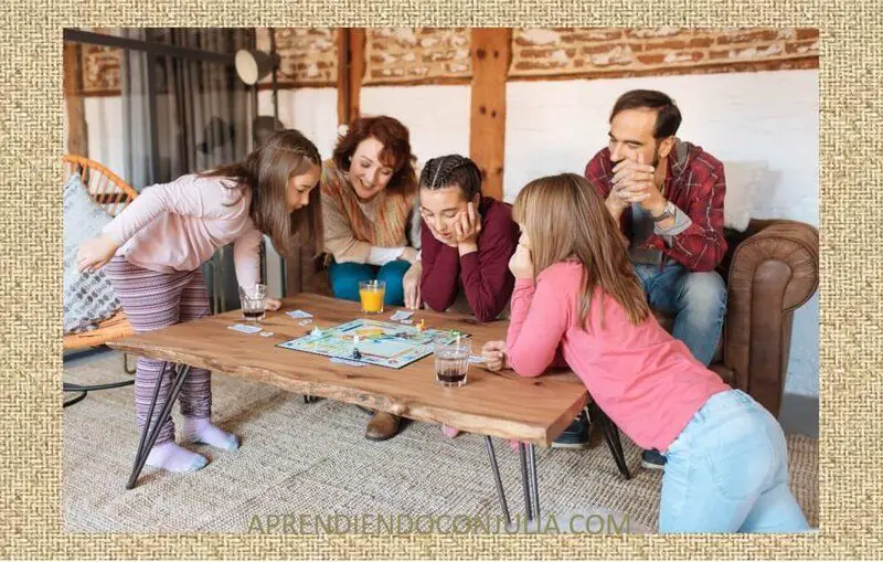 Los 10 juegos de mesa clásicos más populares para disfrutar en familia