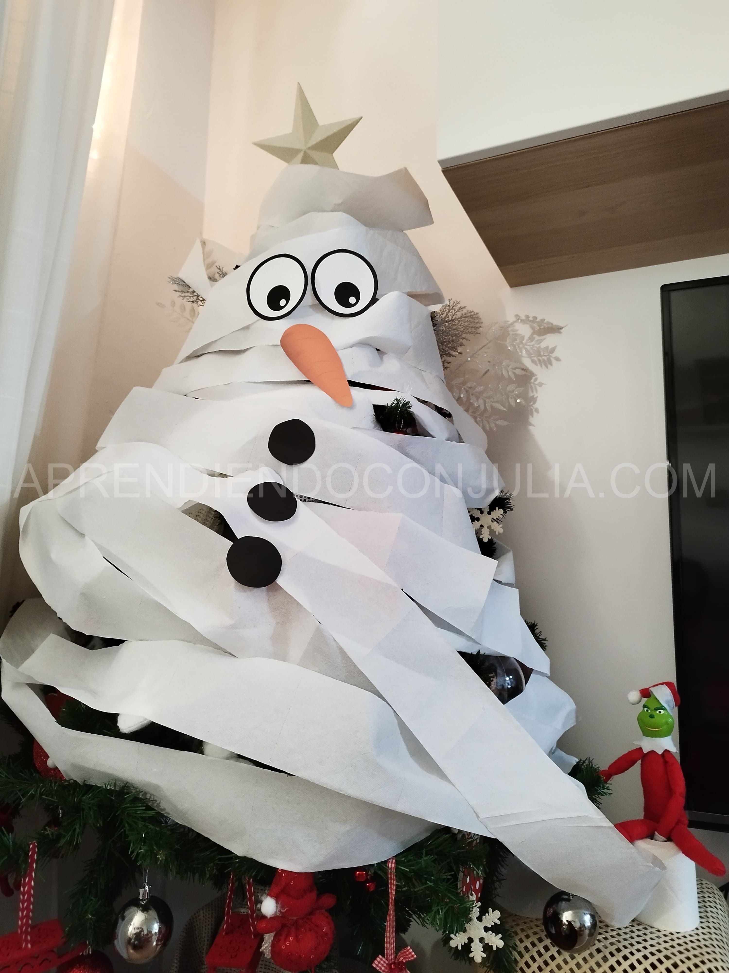 elf on the shelf travesura
