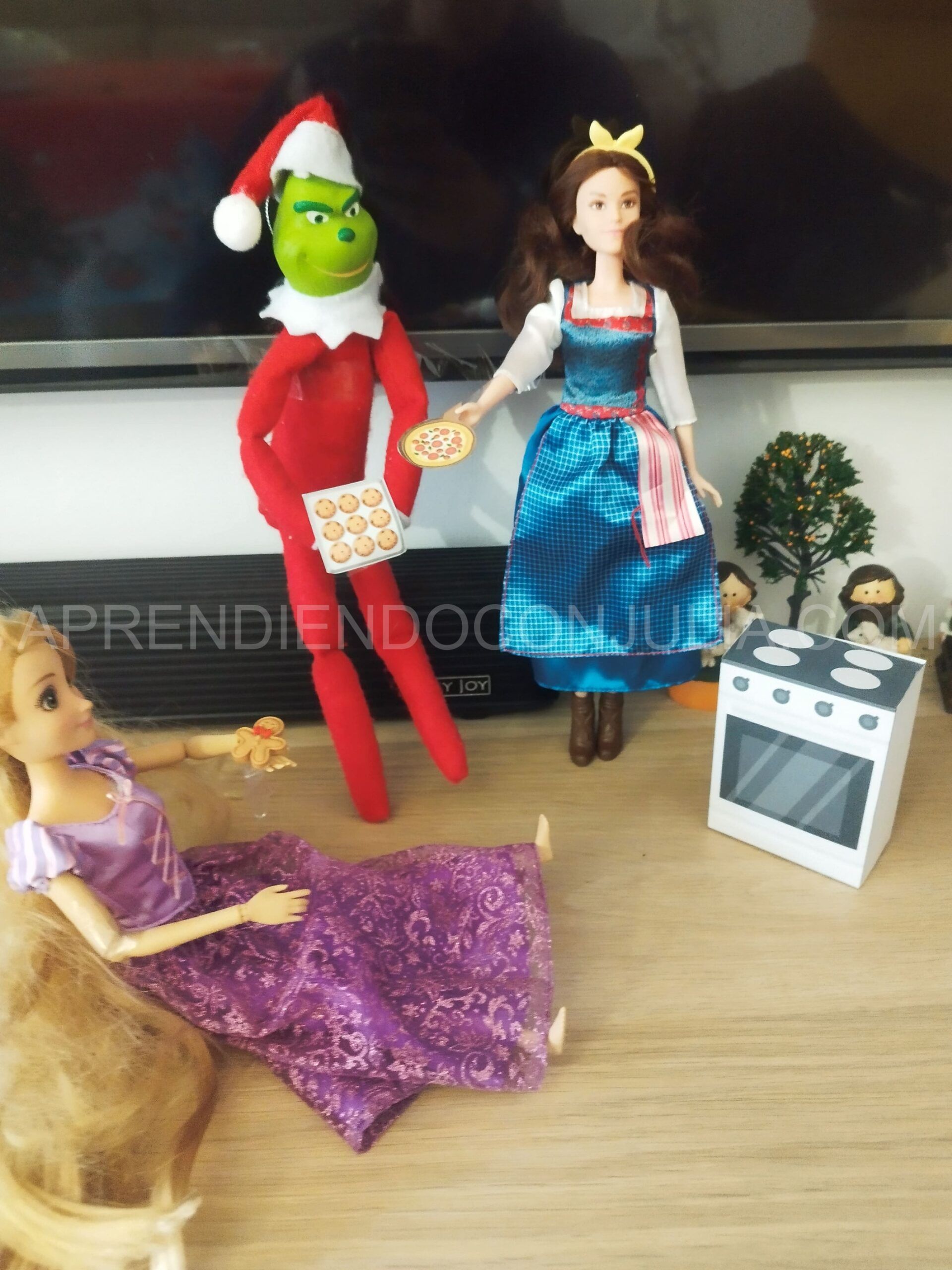 elf on the shelf travesura